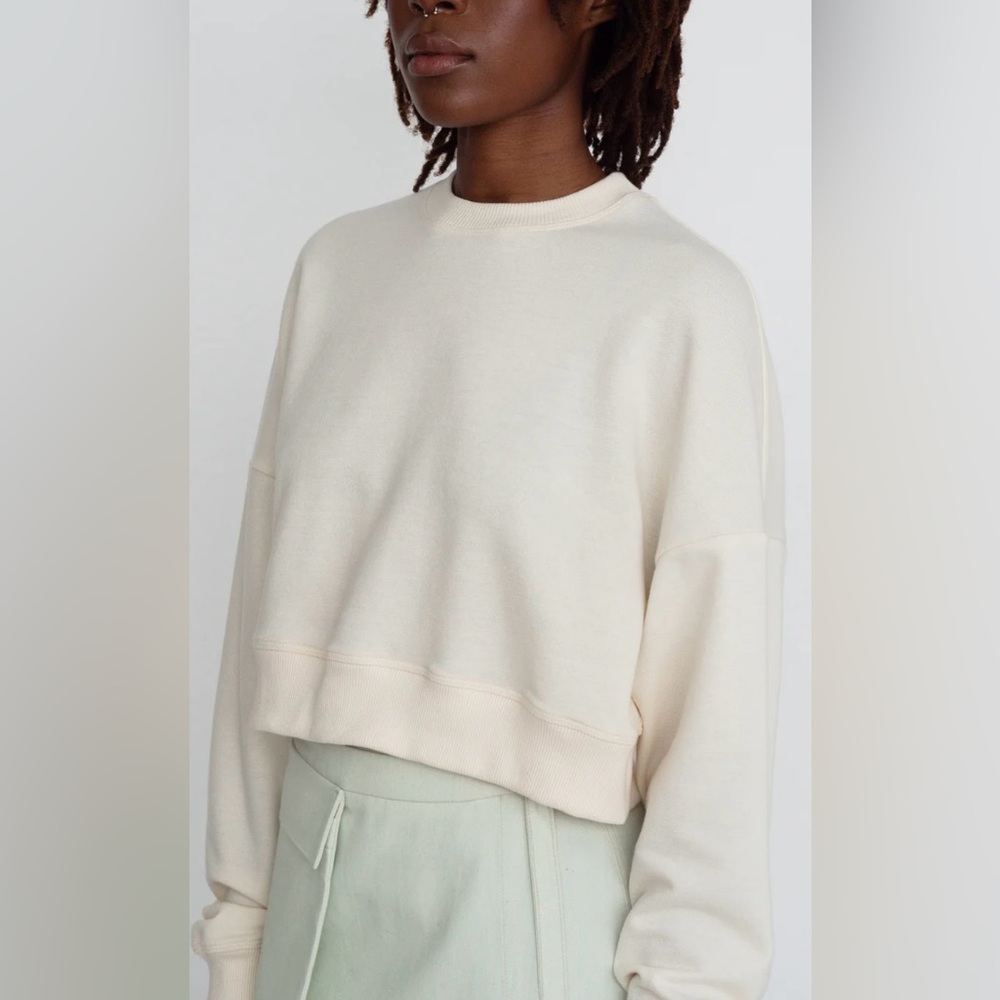Odeyalo cropped sweater in rust colour in perfect condition!!